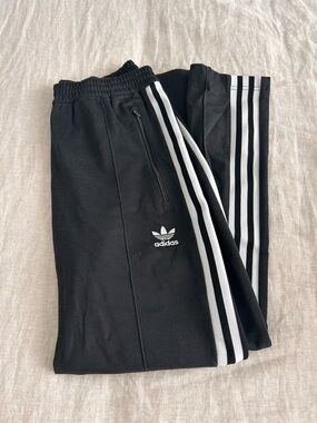 Men’s Adidas Black Jogger Pants